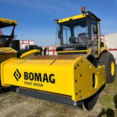 Zemný vibračný valec BOMAG BW 214 D5